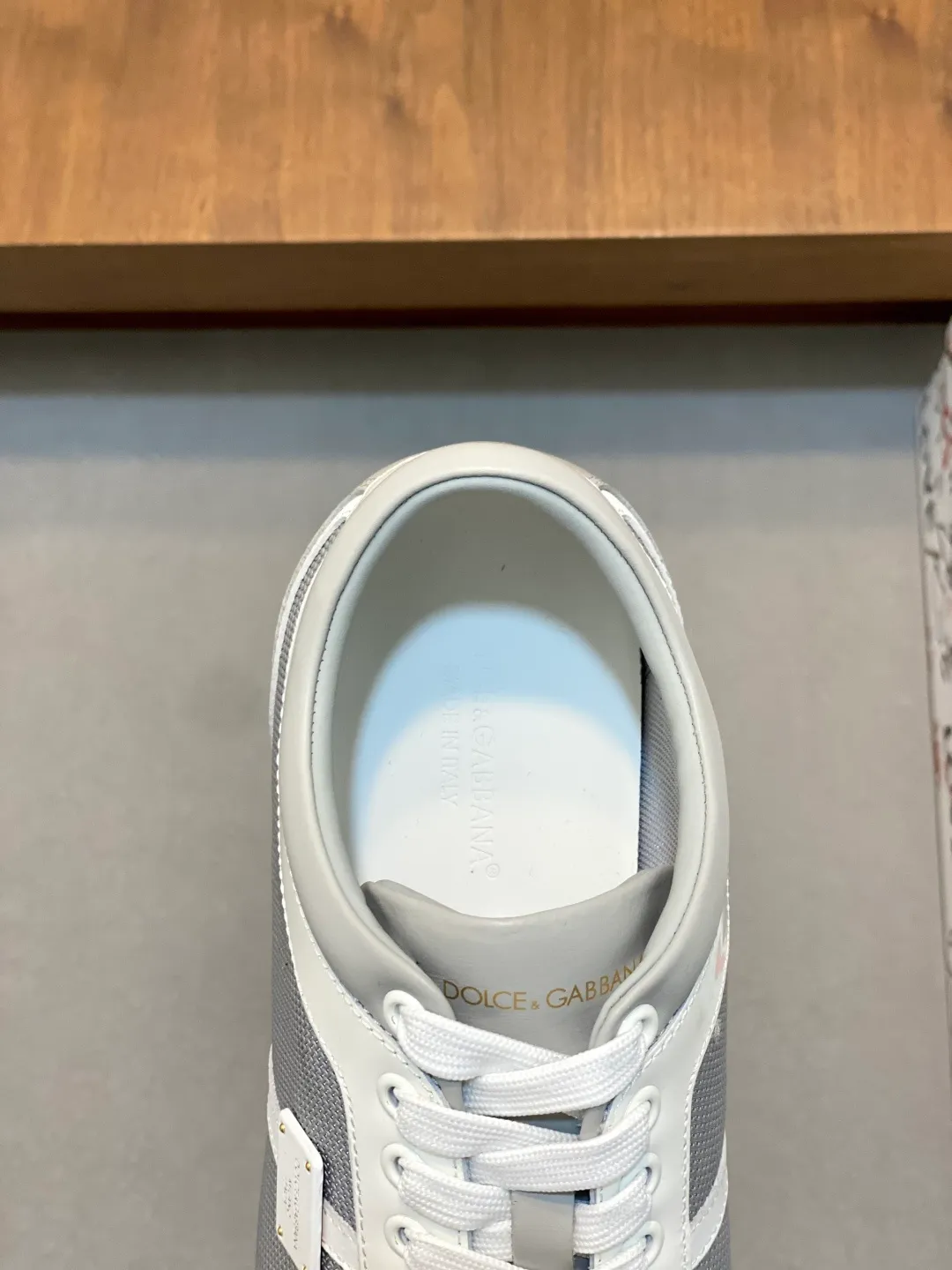 Men's Men's Shoes💰840••Classic••Dolce&Gabbana••DG✔️High-end men's sports•casual shoes. Original goods from top counters. Original imported cowhide, multi-material splicing design ➕Imported cowhide lining, cowhide feet ➕Original TPR elastic outsole.  Size: 39-44 (38, 45 customized)
